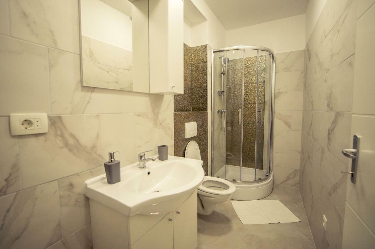Apartment Neyra 2 Split Bagian luar foto