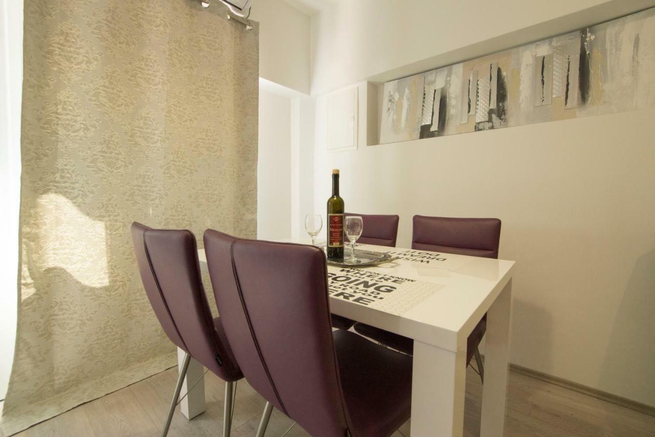 Apartment Neyra 2 Split Bagian luar foto